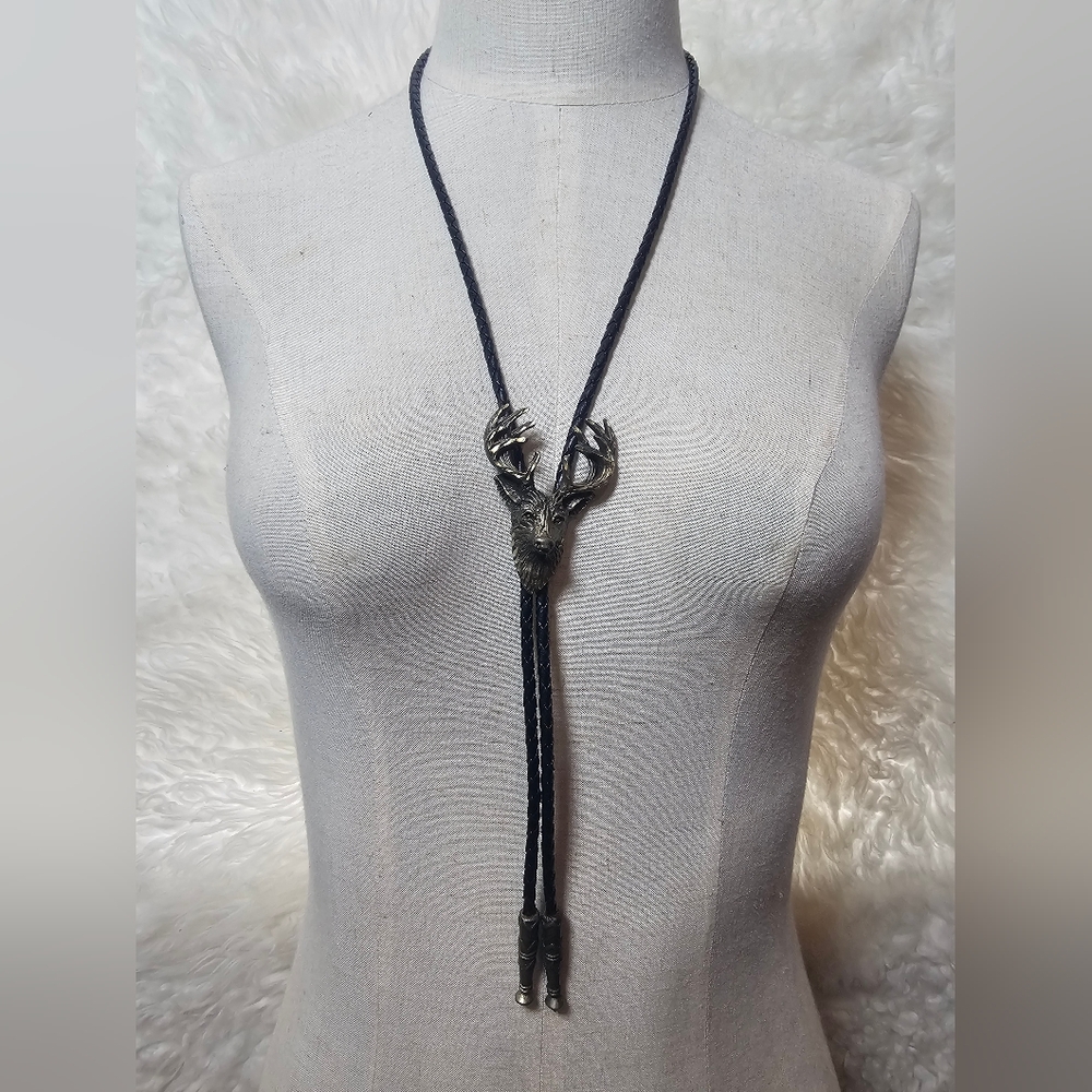 Vintage Stag Head Bolo Tie Necklace Black Braided Leather Western Fashion